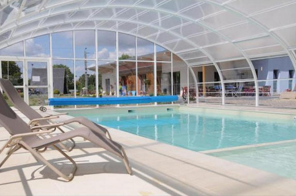 Camping Au Bord De L'Aisne Guignicourt エクステリア 写真